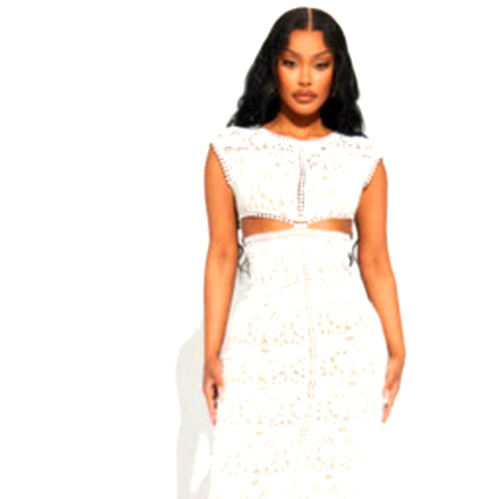 Elegant White Lace Dress